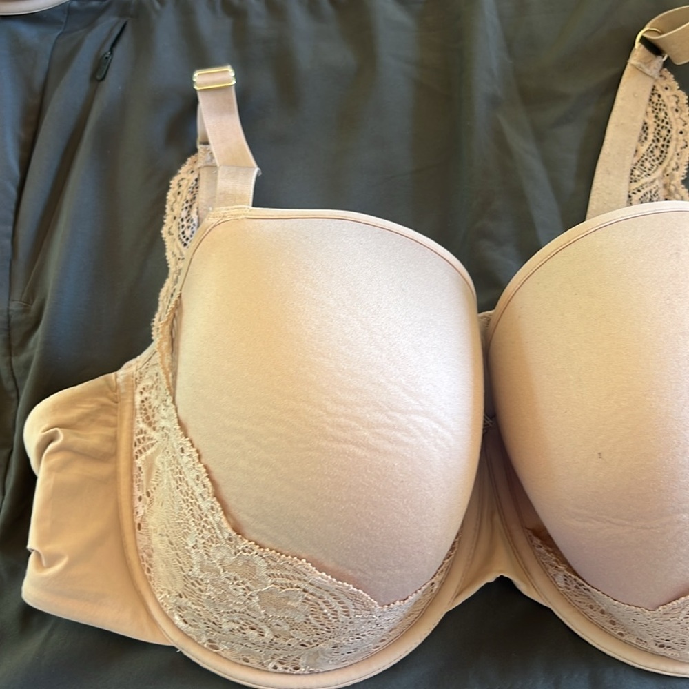 ThirdLove Elegant Lace Trimmed Beige Bras (2) - Picture 3 of 6